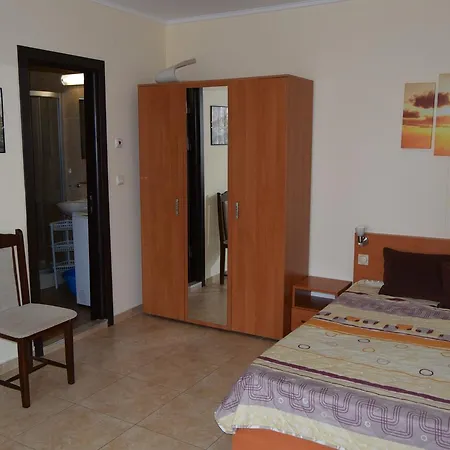 Studio Apollon 6 Apartmanhotel *