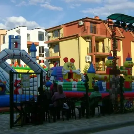 Studio Apollon 6 아파트호텔 라브다